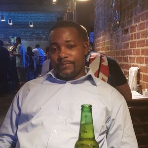 Meet your Posher, Johnell